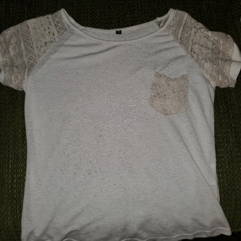ivory floral t-shirt